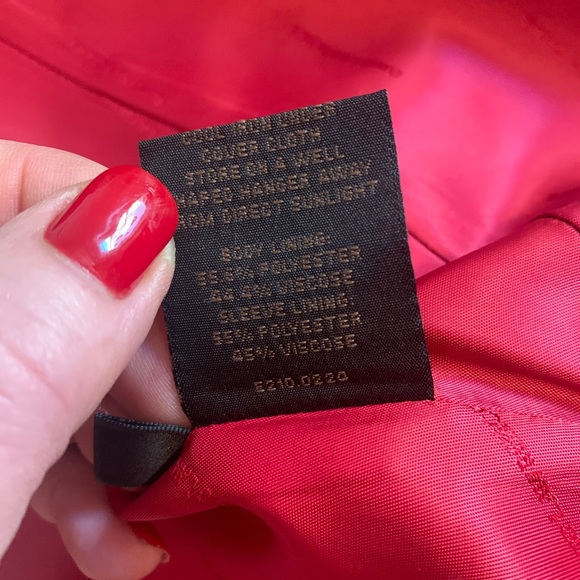 David Lawrence 🍒 Red Trench - Picture 15 of 16